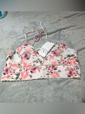 Zara Pink Floral Lace-Trim Crop Top . Cotton